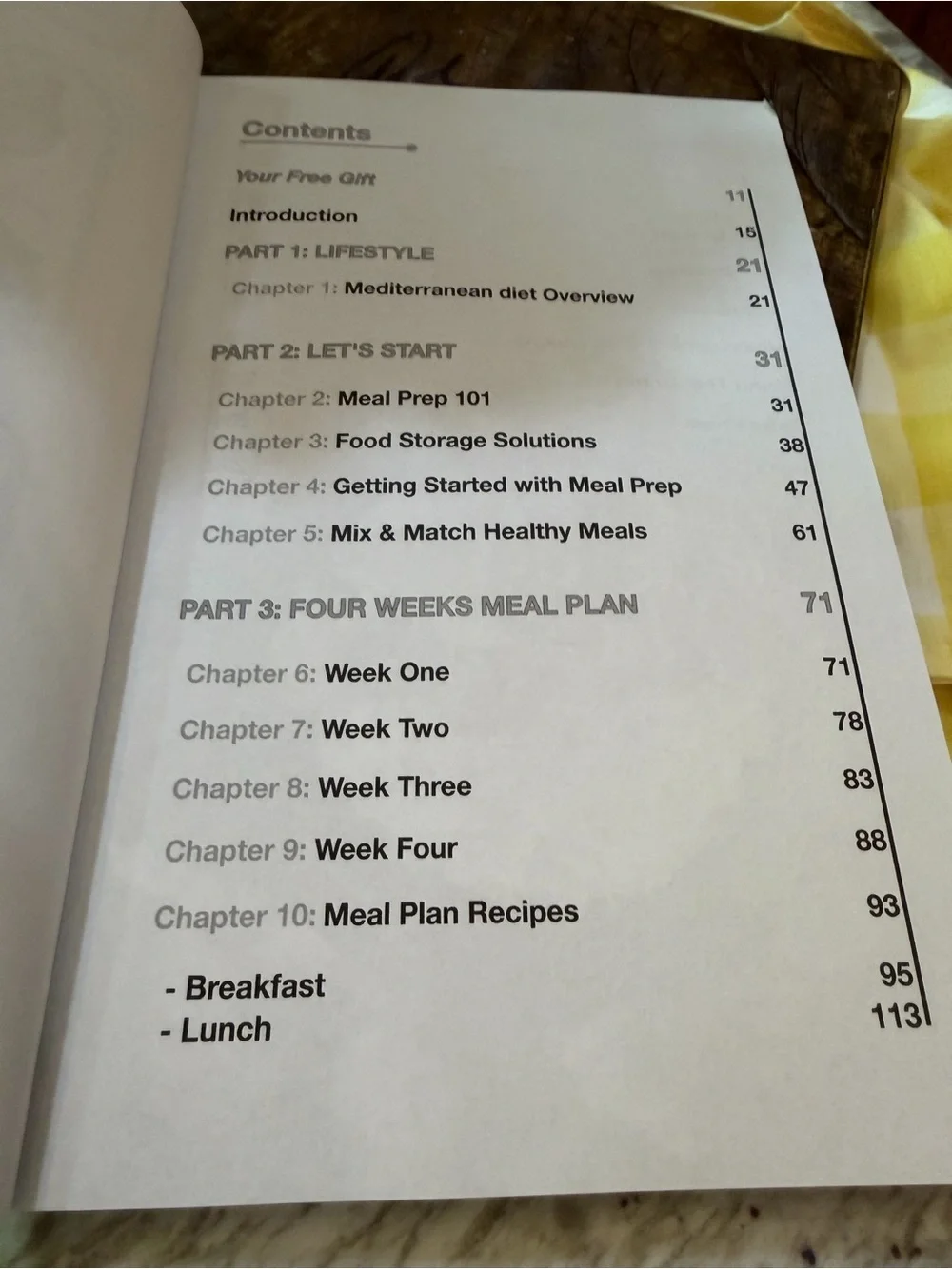 Mediterranean Diet Meal Prep Cookbook by Lisa Rainolds | 4-Week Meal Plan